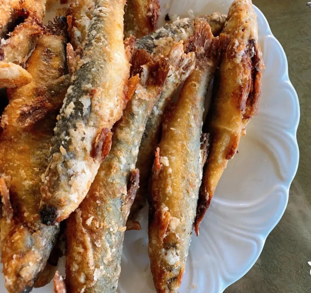 炸柳根鱼* 大众点评@honeykon南方朋友抑制不住对其啧啧赞美,我只在