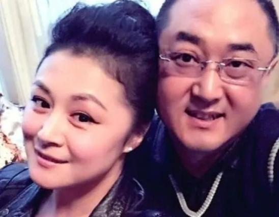 谢大脚原来这么美