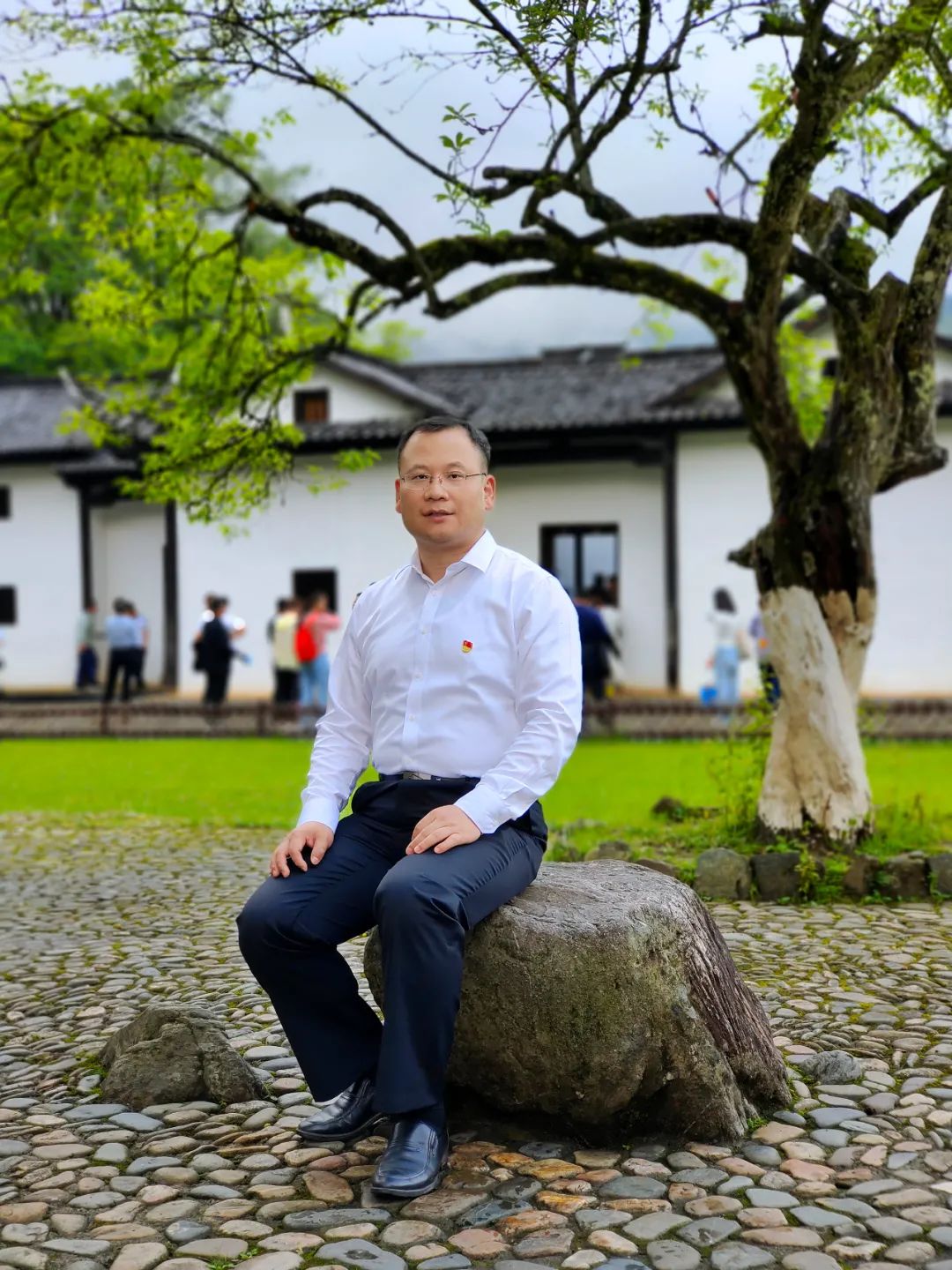 唐磊,48岁,研究员,博士生导师,现任中国航天科技集团有限公司九院771