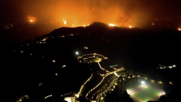 希腊森林大火肆虐，奥林匹亚考古遗址威胁仍未消除