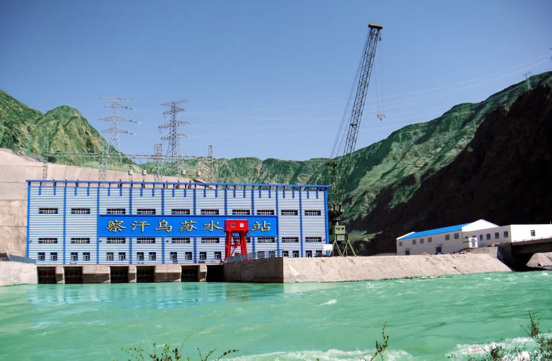 新疆公司:赓续前行映天山 奋楫争先攀昆仑