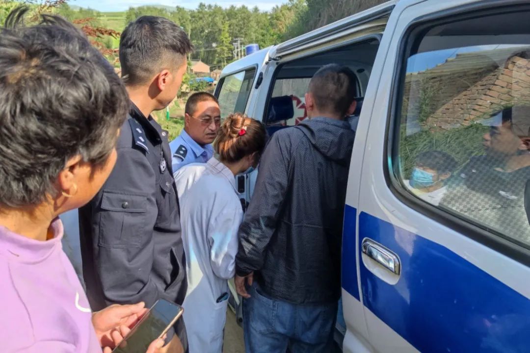 我为群众办实事岷县公安立足岗位为群众排忧解难二十二