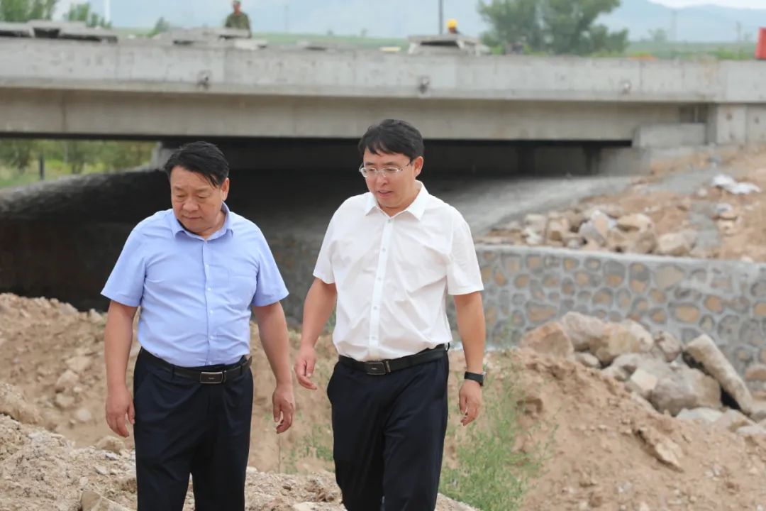 陈胡日查深入乡镇调研指导工作