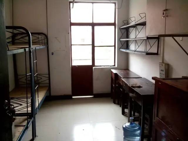 川大启动了"老旧学生宿舍改造工程"将对望江,华西校区的老旧学生宿舍