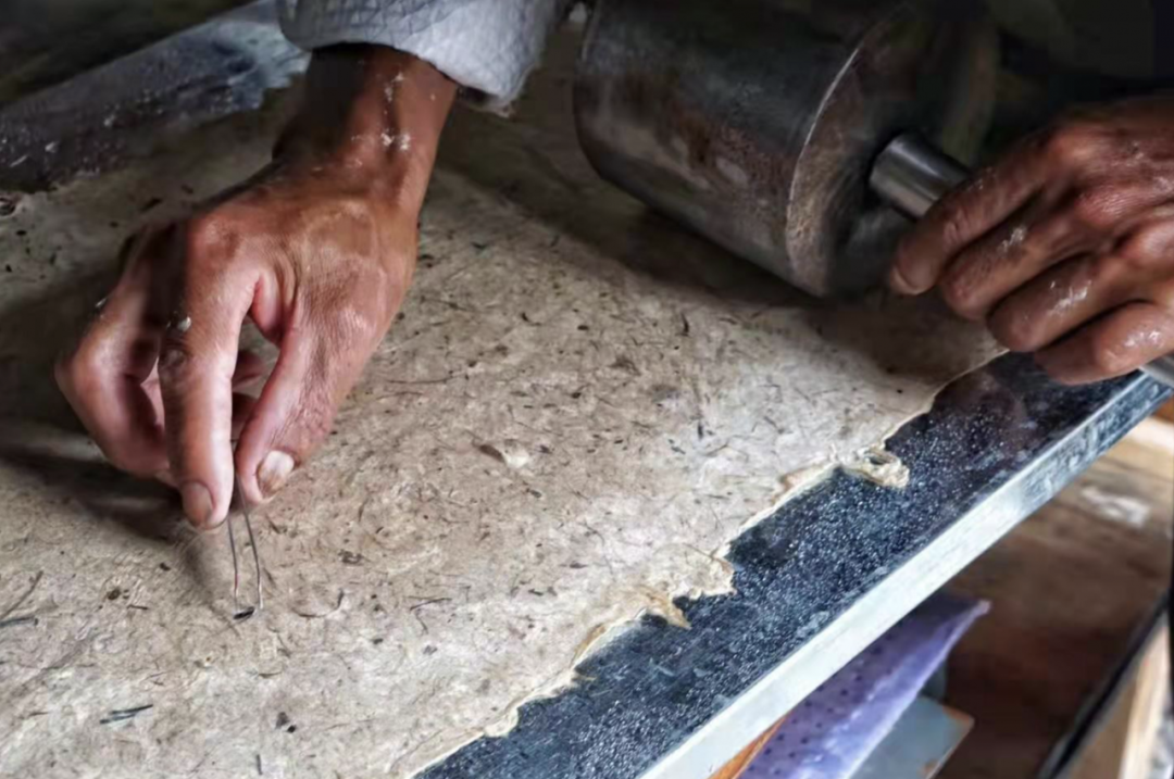 七夕非遗好物用丽江东巴纸书写一封千年不朽的情书