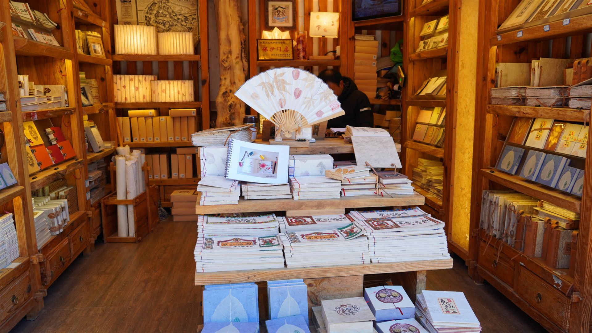 七夕非遗好物用丽江东巴纸书写一封千年不朽的情书