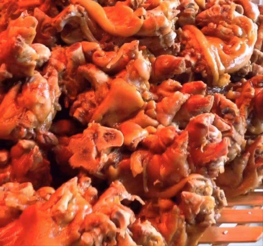 河南美食之塔桥猪蹄香飘千年古县张坤猪蹄百年老店