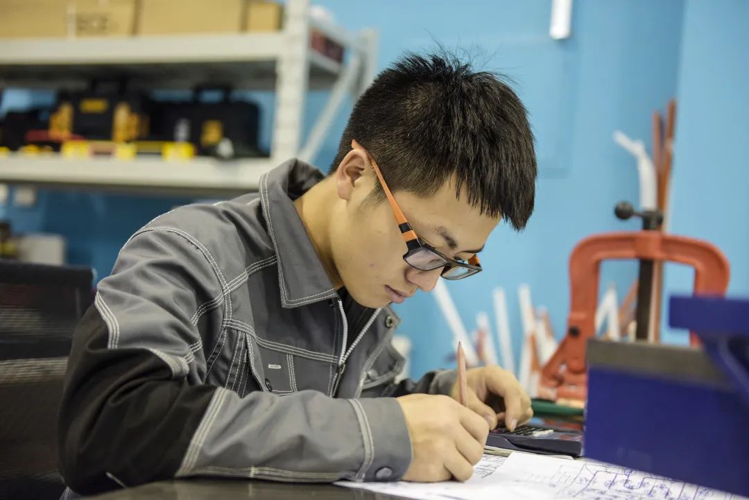 【八局工匠】喜讯!陈宇航荣获"全国技术能手"