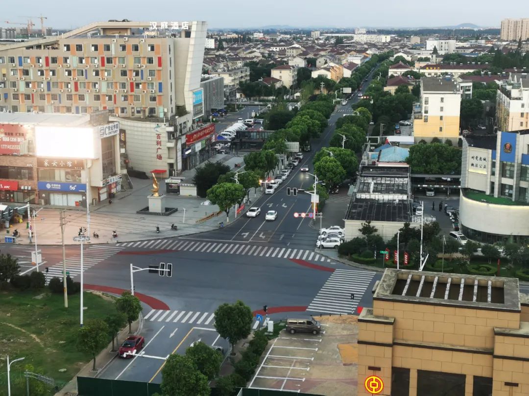 疫情风险等级进行调整:江宁区禄口街道由高风险地区调整为中风险地区