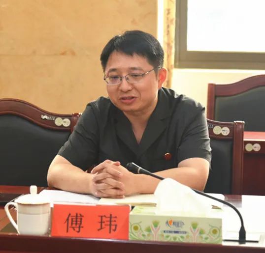 双峰县委副书记政法委书记付凯军到双峰法院调研工作
