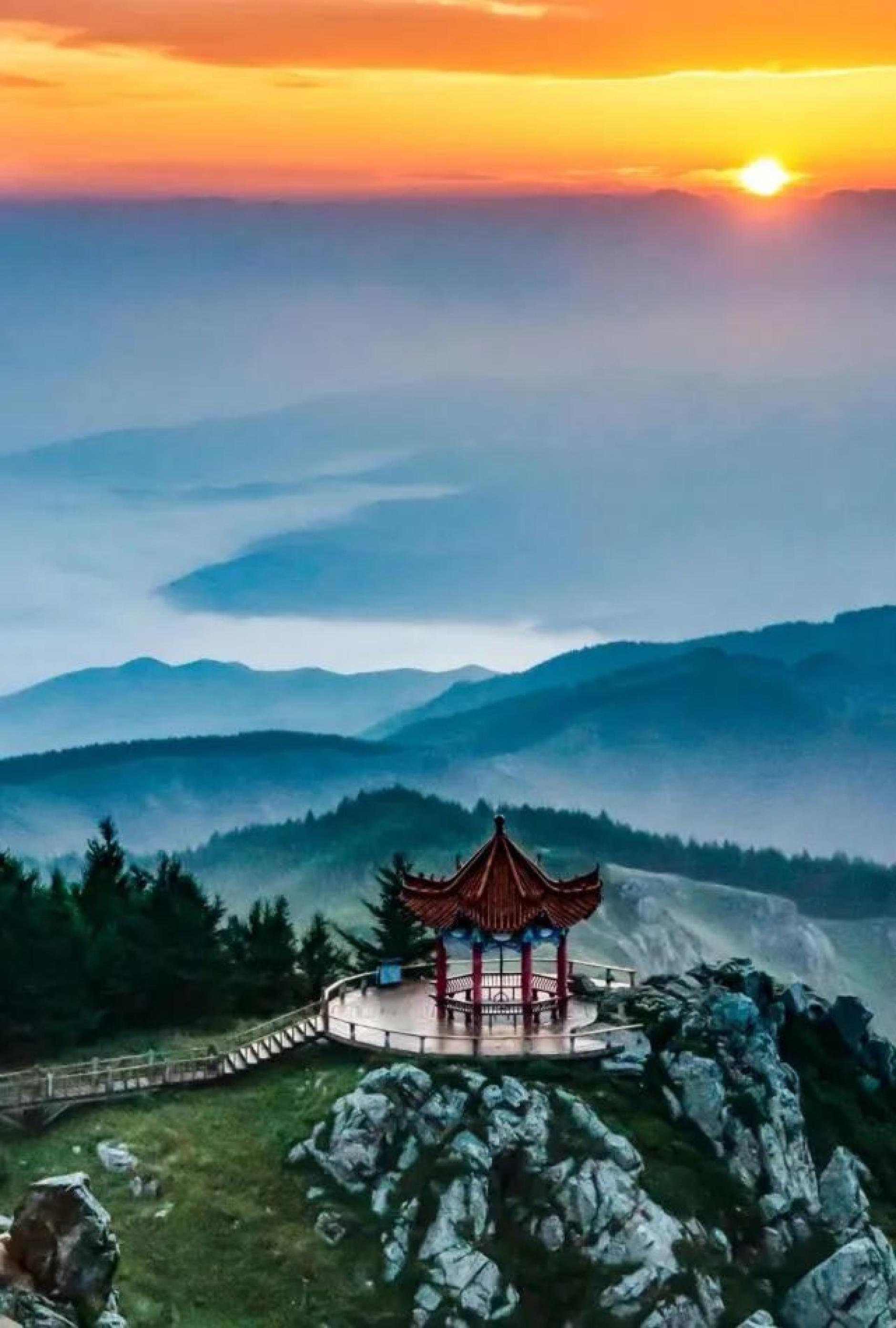 末伏天游兴和县苏木山