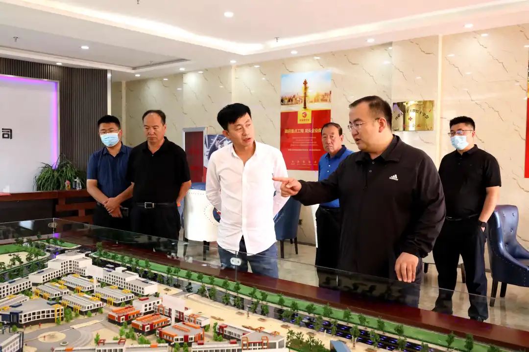 苏力德调研四子王旗重点项目规划建设情况