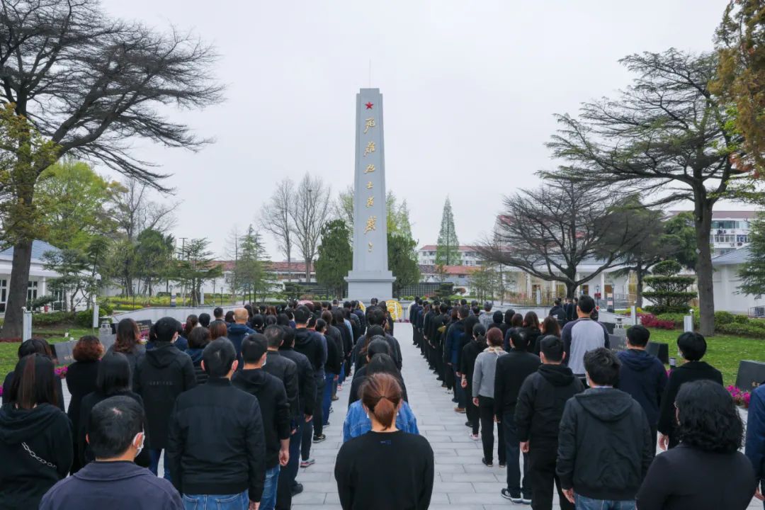 服务站依托南汇烈士陵园,借助清明,"9·30"国家公祭日,冬至等重要节点