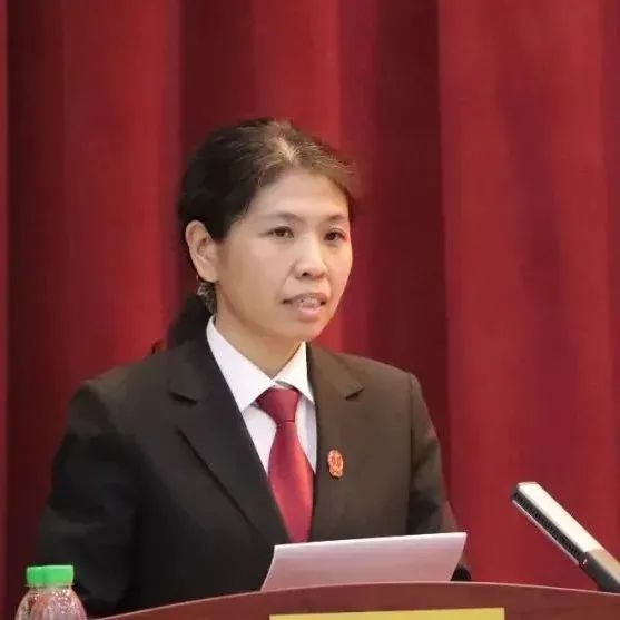 跟班先进找差距丨学习梁智博做好法官既要用心也要用情