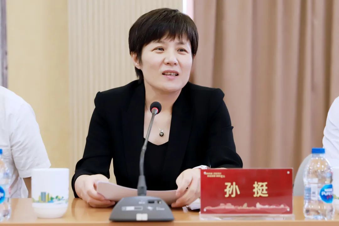 今天区卫健委两家中心揭牌