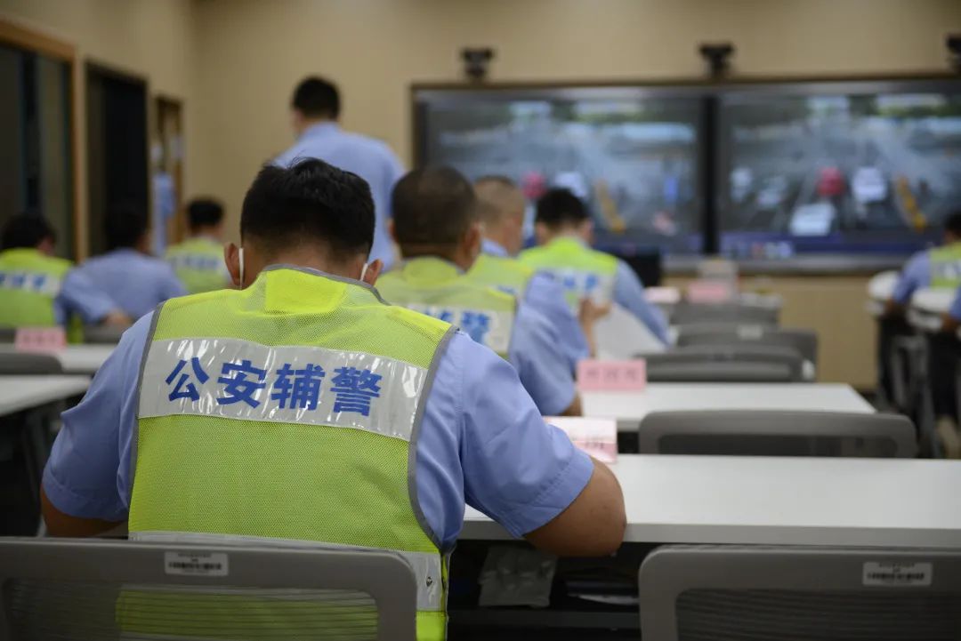 【全警实战大练兵】战酷暑,促实战 嘉定辅警的竞技大赛