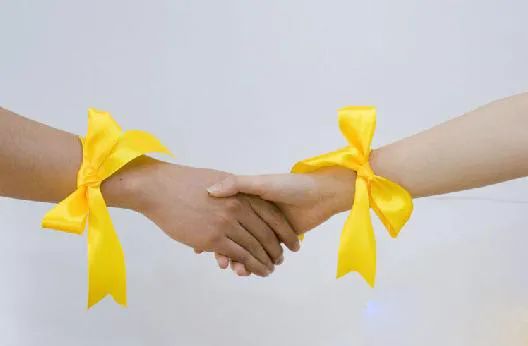 "黄丝带"飘动,狱地联动开新篇