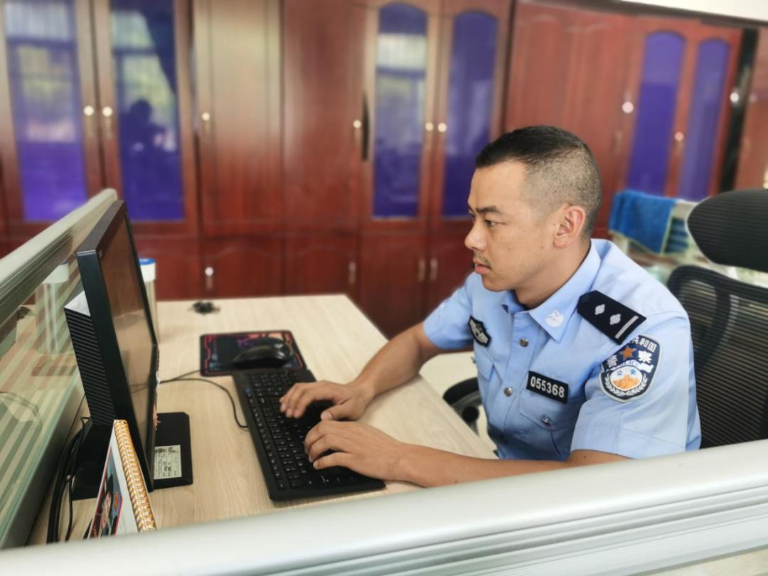 【身边的榜样】马俊文:犯罪分子的克星,奋战在扫黑除