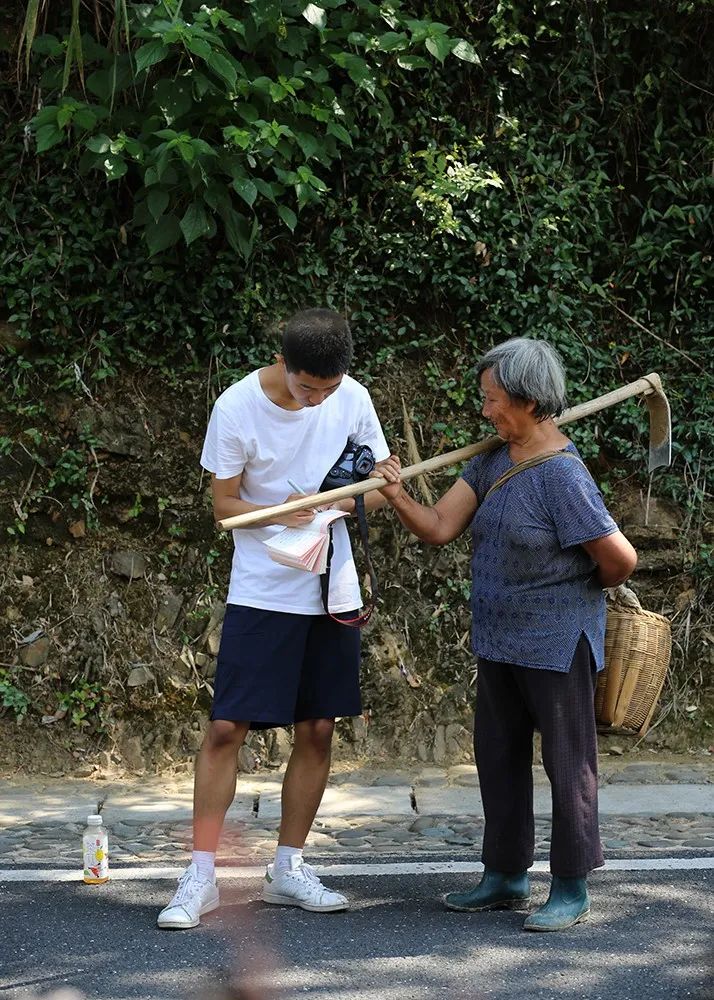 回到现场基于田野调查下的摄影工作坊