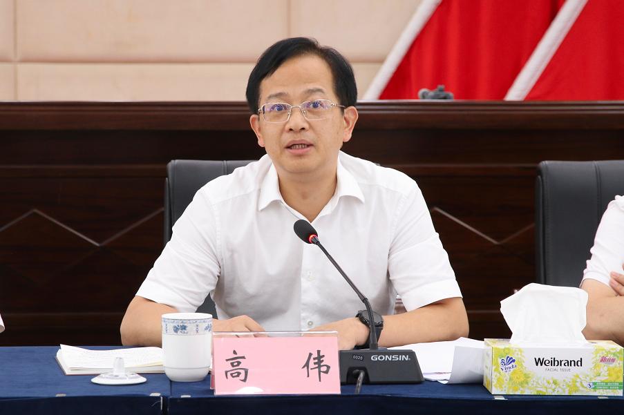 当好"火炬手" 奋力迈"北强" 开福区召开半年度绩效考核工作讲评暨重点
