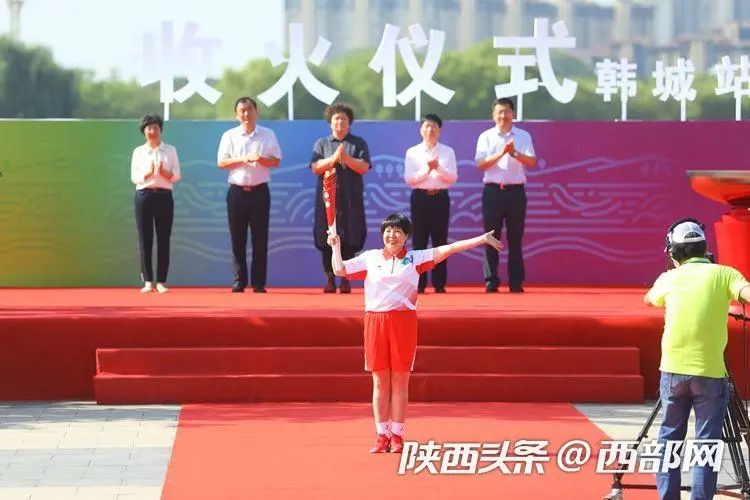 十四运会和残特奥会火炬继续传递 韩城65名火炬手接力展城市新颜