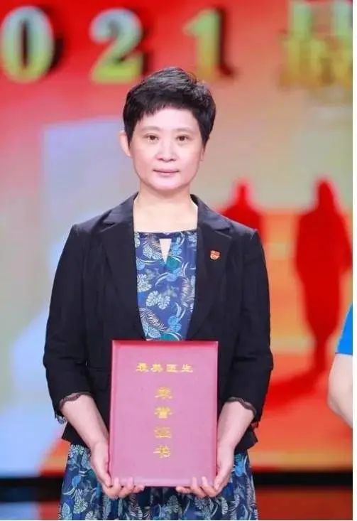 锦辉 湖北省黄梅县孔垄镇邢圩村卫生室乡村医生村民健康的守门人邱玲