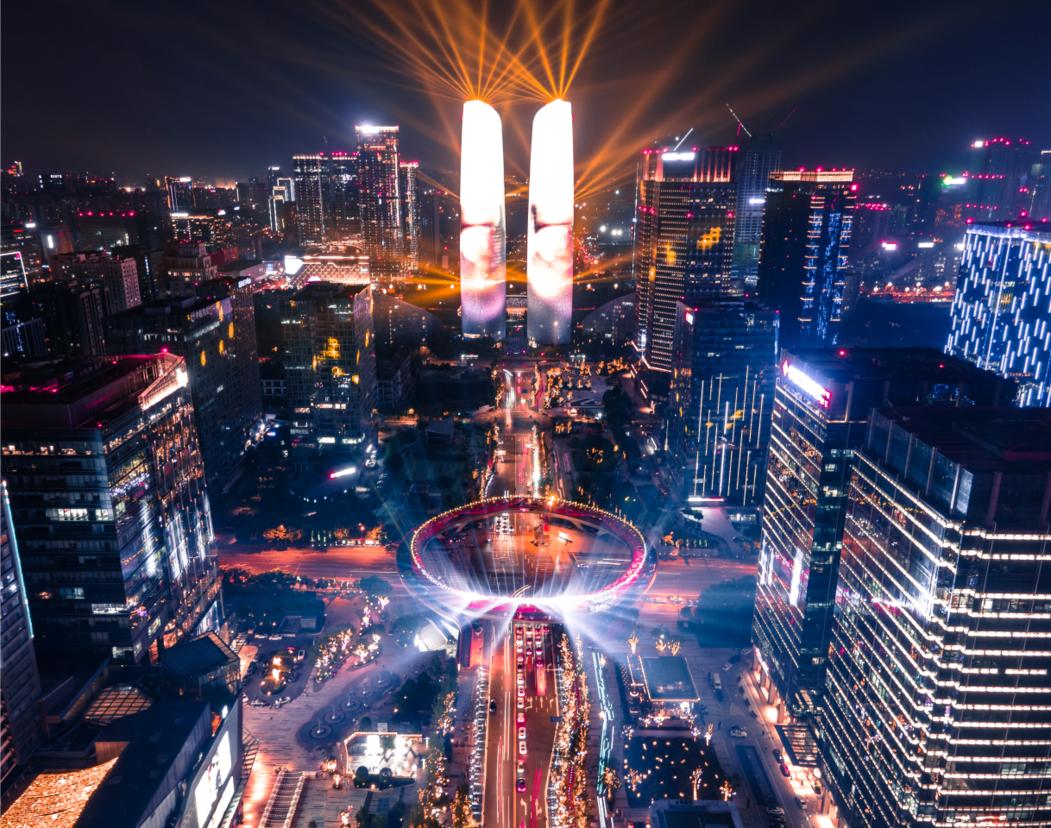 刚刚成都超美灯光秀