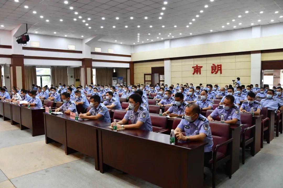 中山市公安局翠亨新区分局正式揭牌