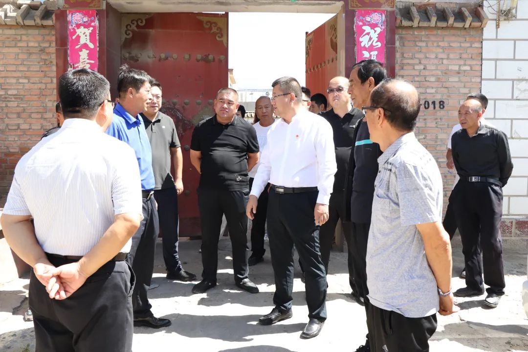 玉泉区委主要领导督导燃煤散烧治理工作