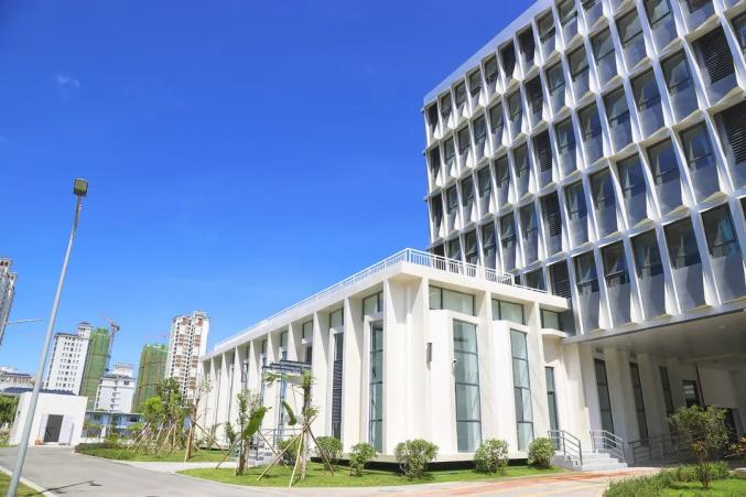 三亚市吉阳区丹州小学新校址项目位于三亚中央商务区东岸单元,总建筑