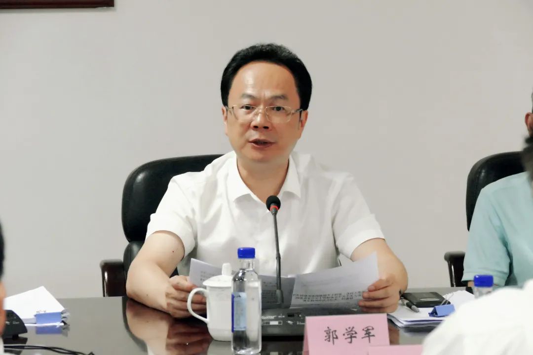 郭学军副主委传达省委统战部印发相关文件精神