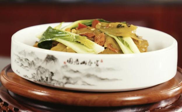 涨姿势了！南昌米粉、藜蒿炒腊肉可以这样说！