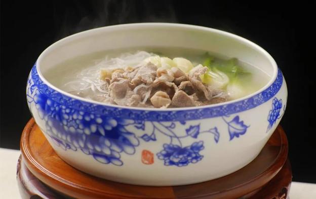 涨姿势了！南昌米粉、藜蒿炒腊肉可以这样说！
