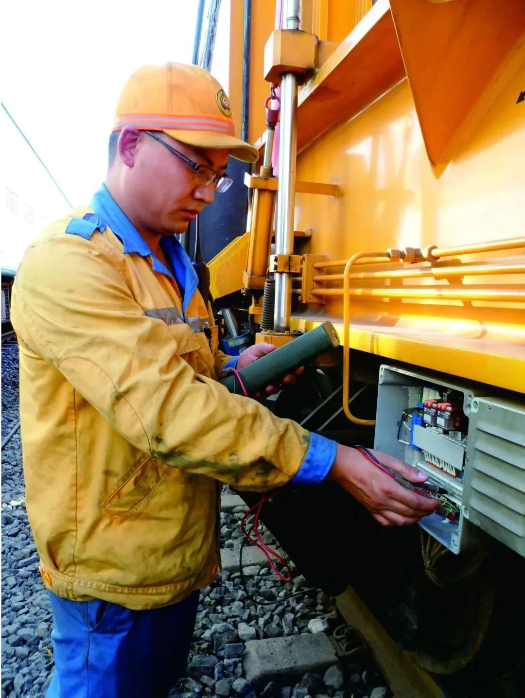 新时代铁路榜样丨李春大机司机的追梦之旅