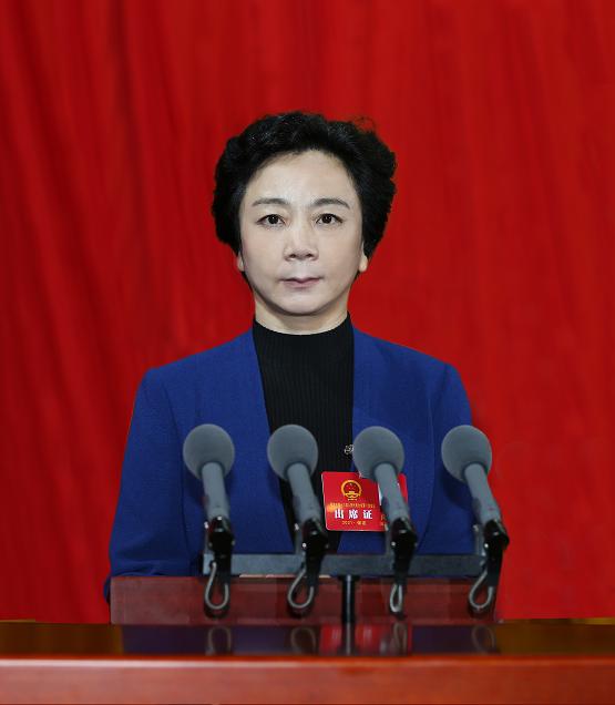 保定日报记者 吴战平 云娟 王田明 曹云鹏 摄李双喜主持会议.