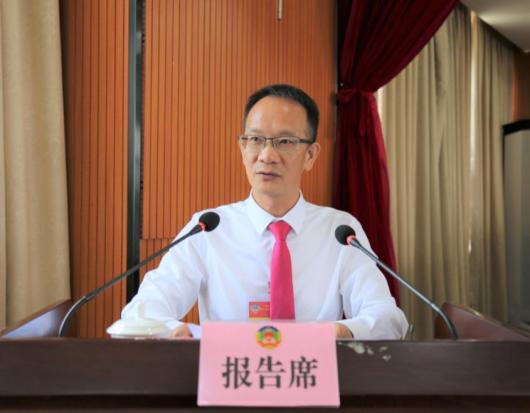 聚焦两会政协第十一届苍梧县委员会第一次会议隆重开幕
