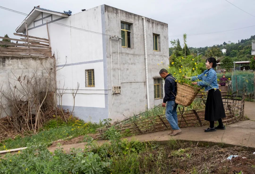 巾帼风采寻找最美的你土门镇政府李婧