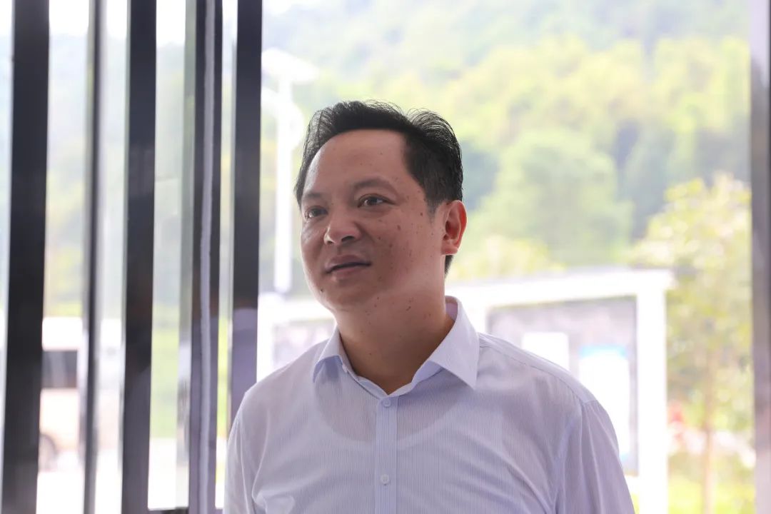 郑绍一行先后来到村前镇网易味央(高安)现代农业产业园,朱家村秀美