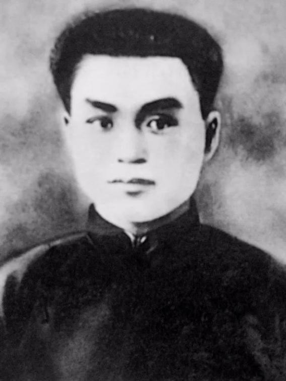 坚强不屈的革命战士张敬文