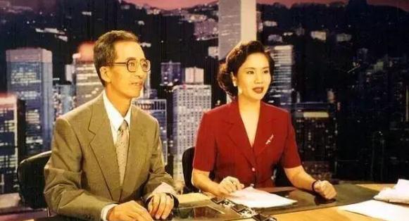 从长沙走出的央视主播宣布退休，背后的经历让人…