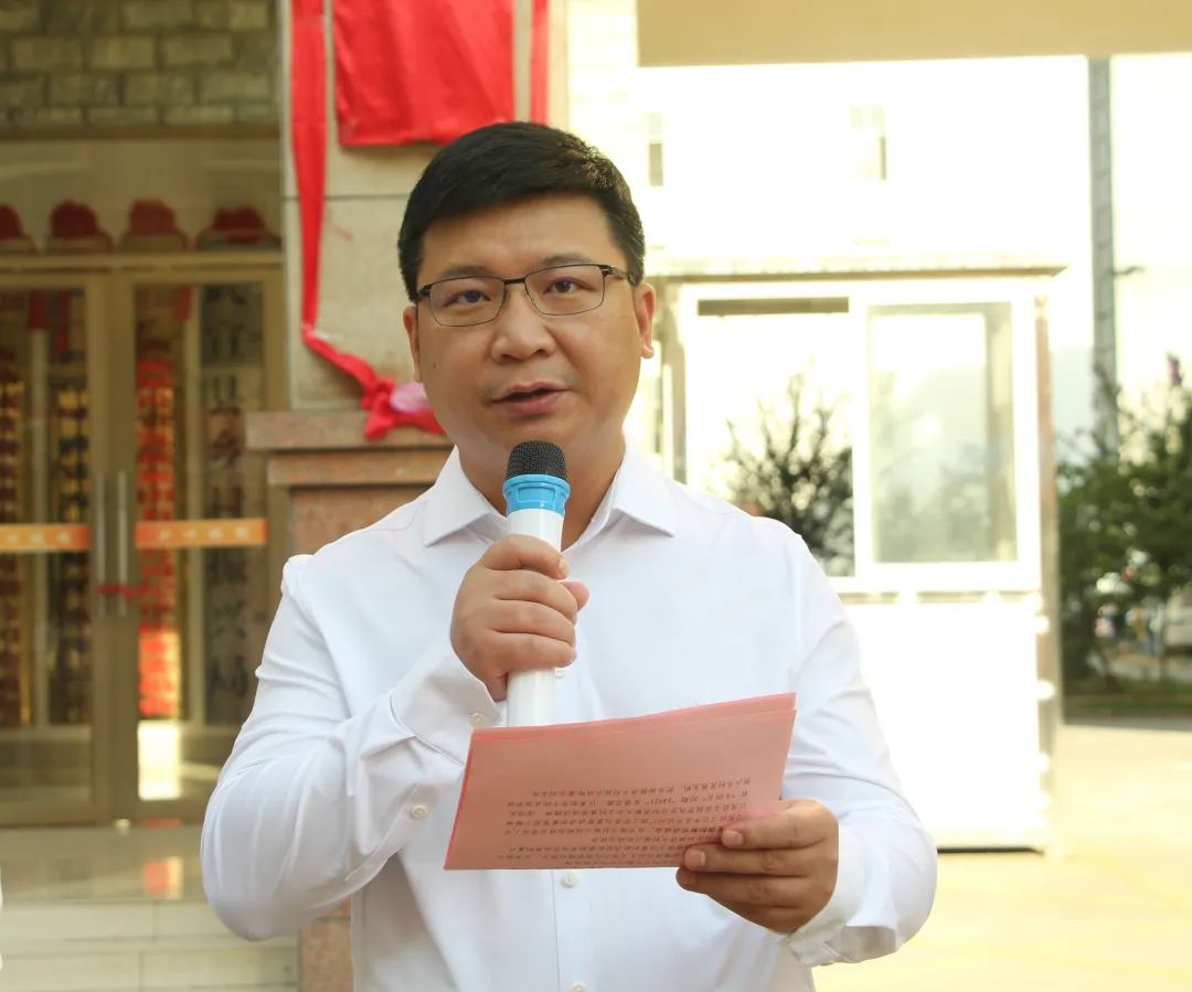 今天,武宣县实施乡村振兴战略指挥部揭牌!