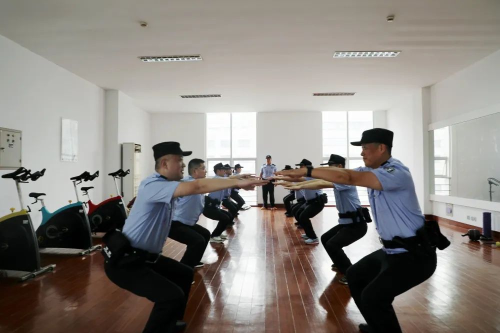 法警风采丨夏练三伏训练正当时