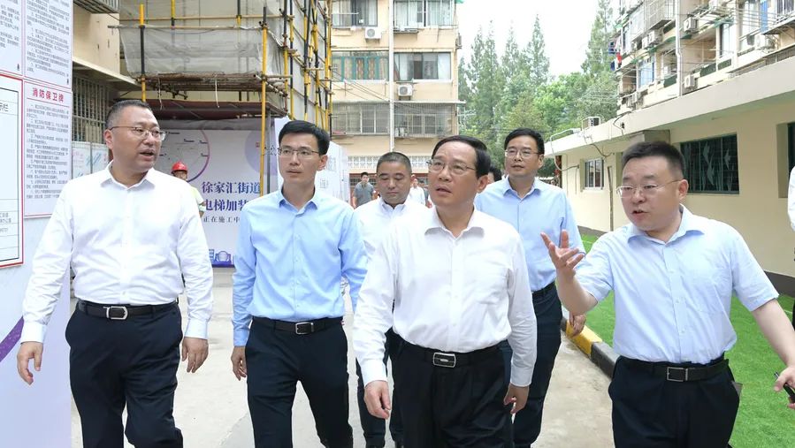 加装电梯,城中村改造,停车难治理,李强看民心工程进展,听群众获得感