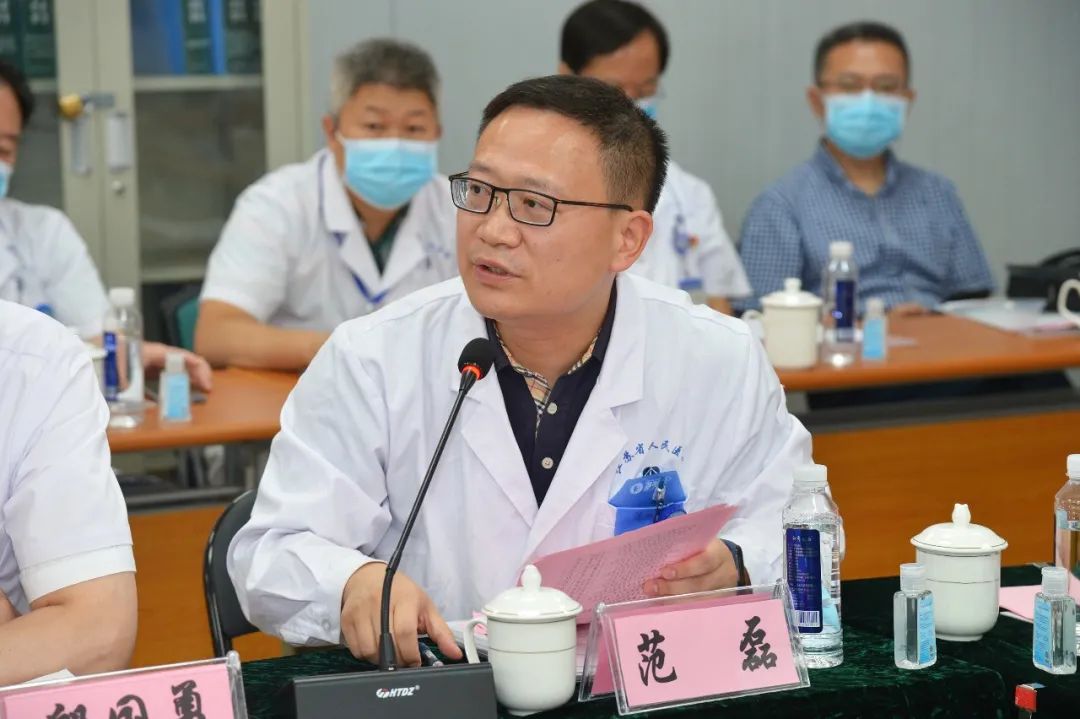 血液科副主任 范磊血液科范磊副主任代表血液科李建勇主任汇报了血液