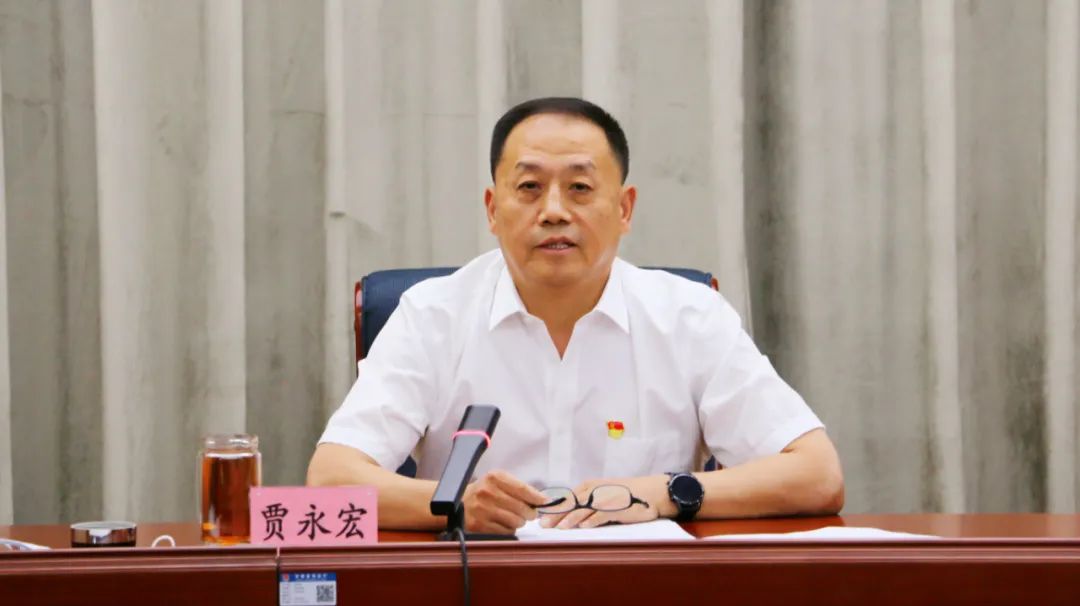 厅党委委员,省纪委监委派驻省司法厅纪检监察组组长贾永宏授廉政教育