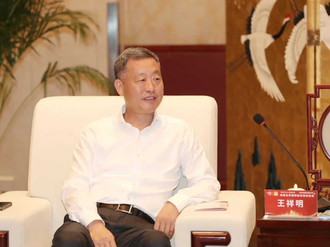 王祥明感谢苏州对华润集团发展的大力支持.