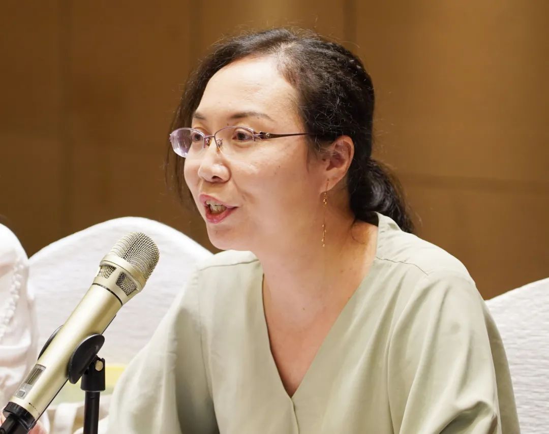 胡琼莹台州学院医学院副院长交流发言台州市女企业家协会会长王莺妹