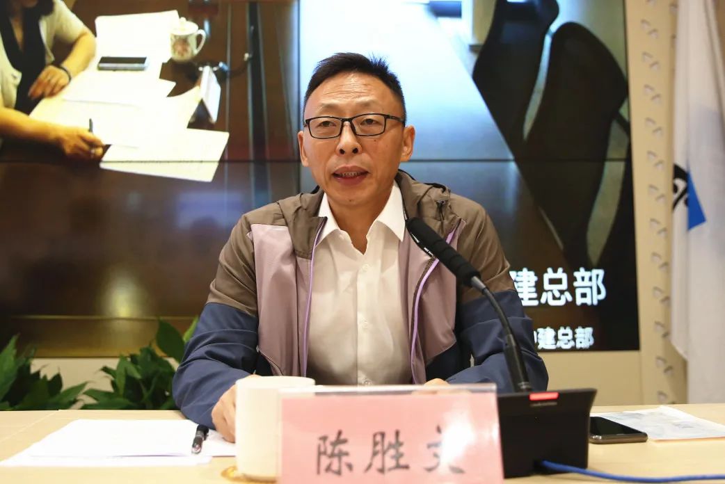 许远峰,孙艳清,罗宏,陈胜文等4名新任外部董事分别