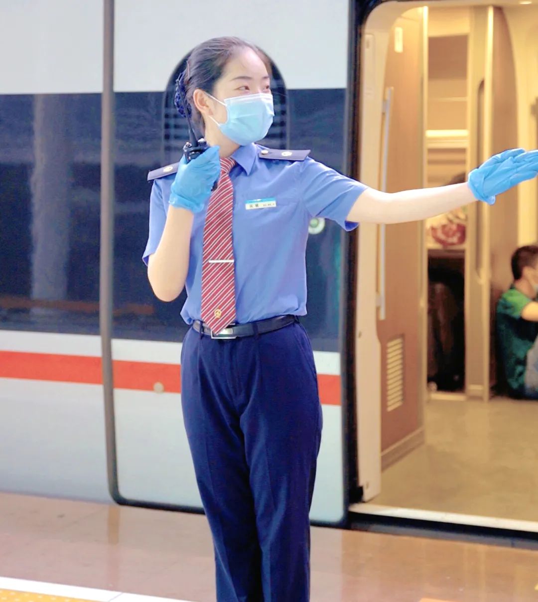 客运员总是很忙到底在忙啥我来告诉你