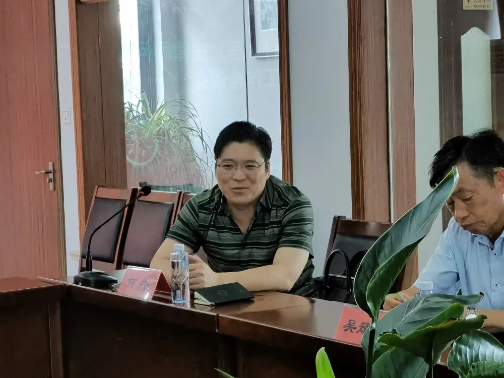 律师——何杰律师——王群辉法律顾问——吴耀洲律师——梁正律师